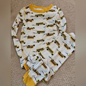 Hanna andersson sz 130 8 pajamas